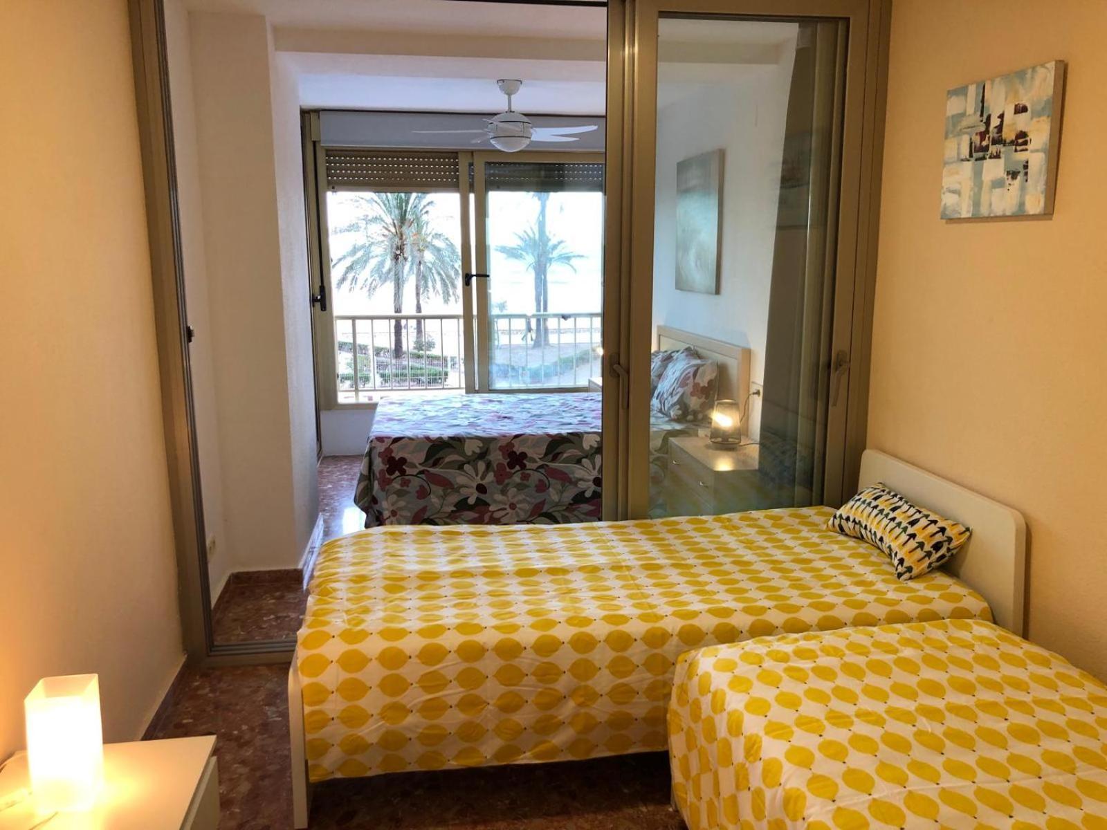 Apartamento Arensol En Primera Linea De Playa Cullera Exterior photo